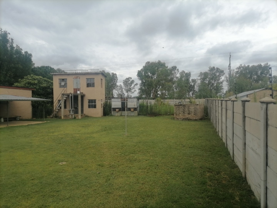 4 Bedroom Property for Sale in Leeudoringstad North West